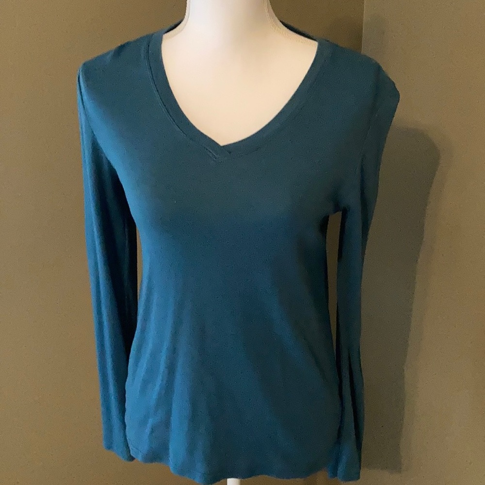 Eddie Bauer long sleeve t-shirt